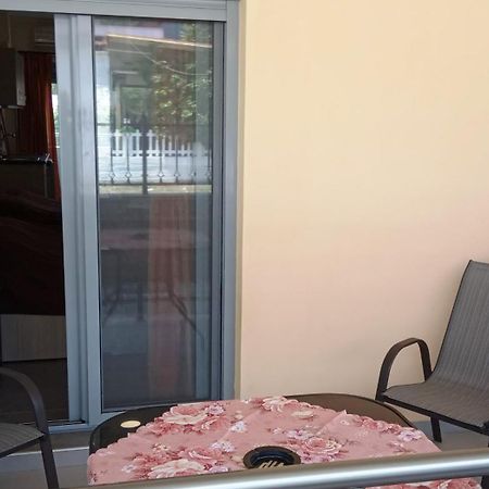 Villa Georgia Beach 新马尔马拉斯 外观 照片